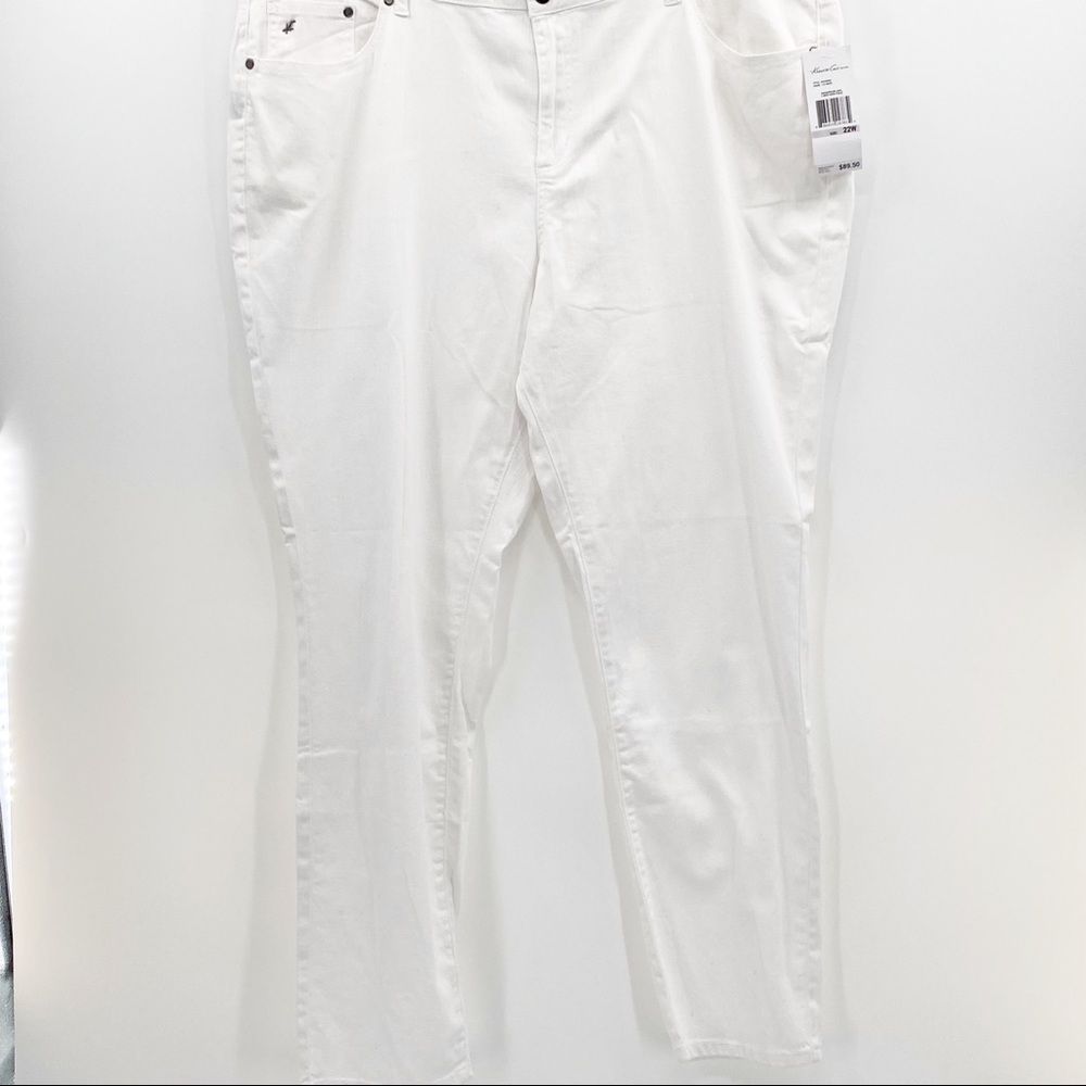 Kenneth Cole Slim Fit White Jeans - Picture 4 of 8